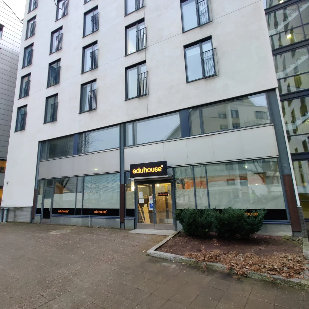 Eduhouse1